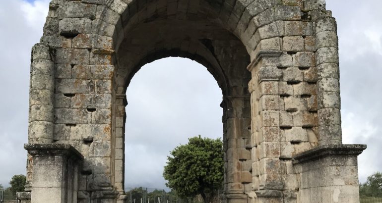 Iconic Locations: The Arco de Cáparra